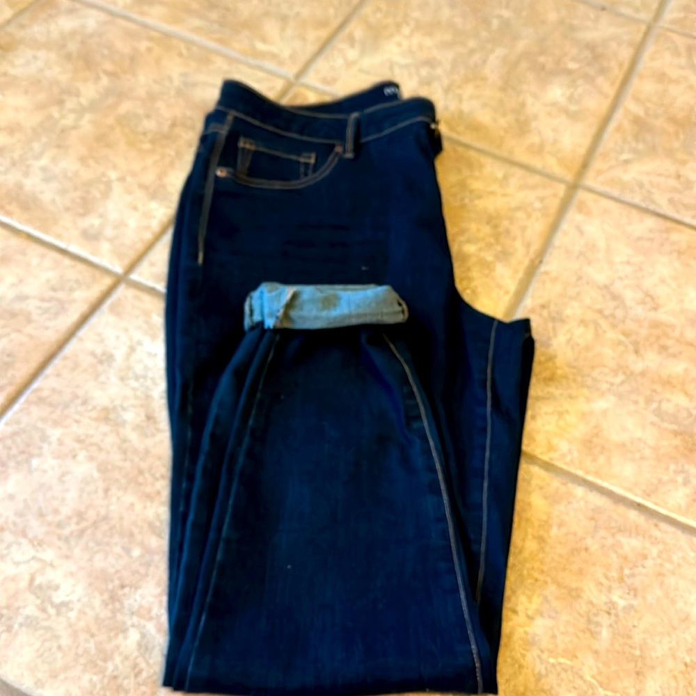 Women’s jeans -Maurice’s high rise XL regular. Worn once.
